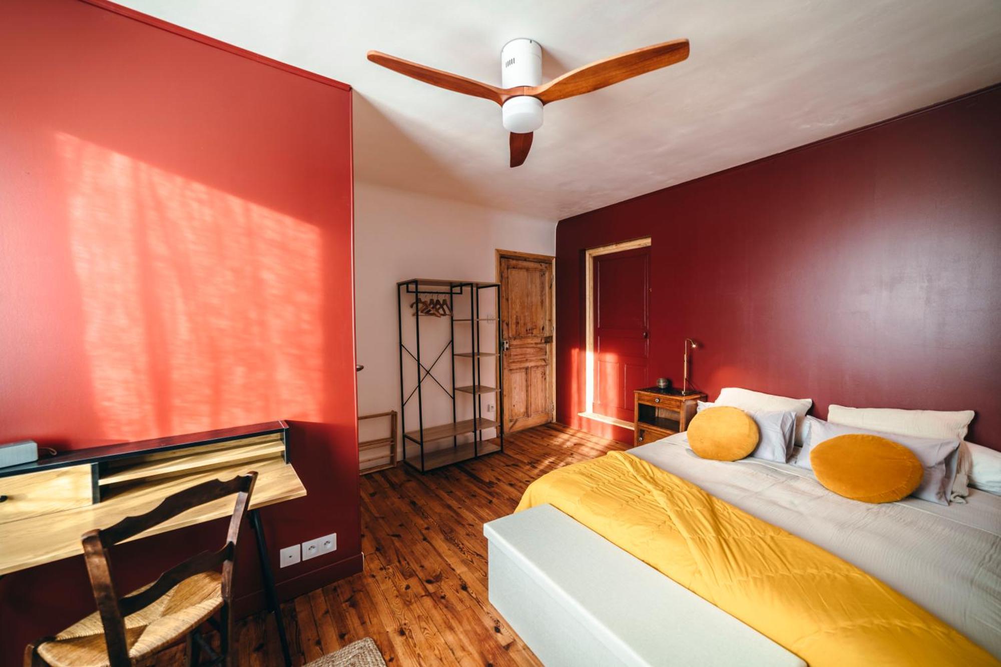 Appartement Cosy Au Coeur Du Village - Le Segala Montbazens エクステリア 写真