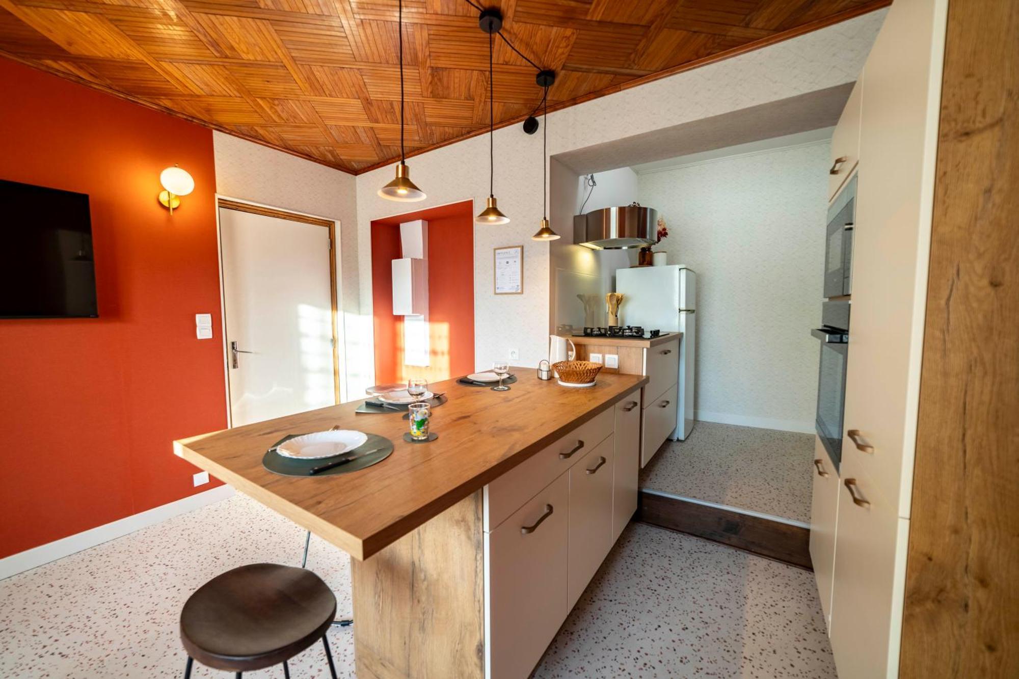 Appartement Cosy Au Coeur Du Village - Le Segala Montbazens エクステリア 写真