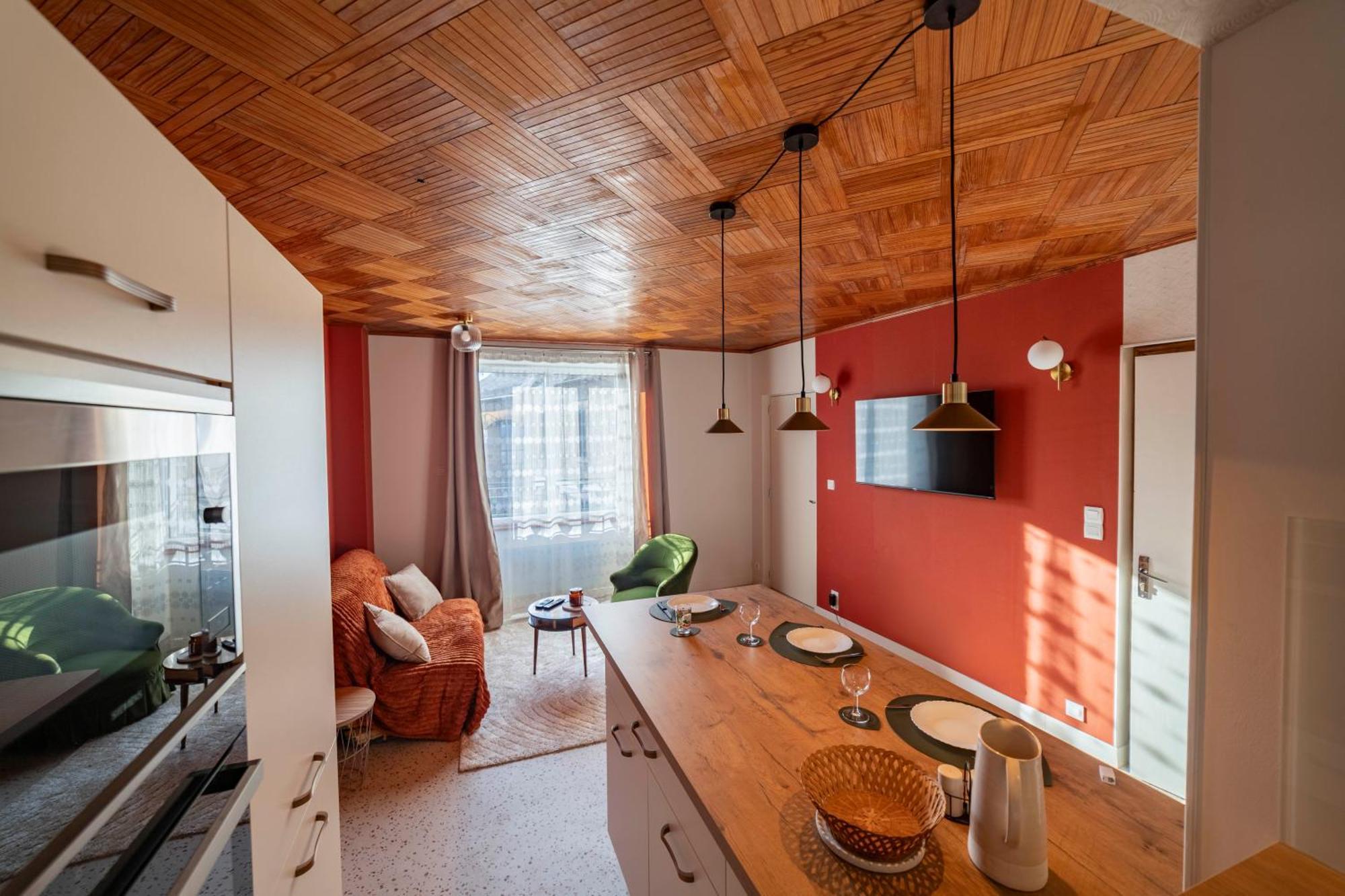Appartement Cosy Au Coeur Du Village - Le Segala Montbazens エクステリア 写真