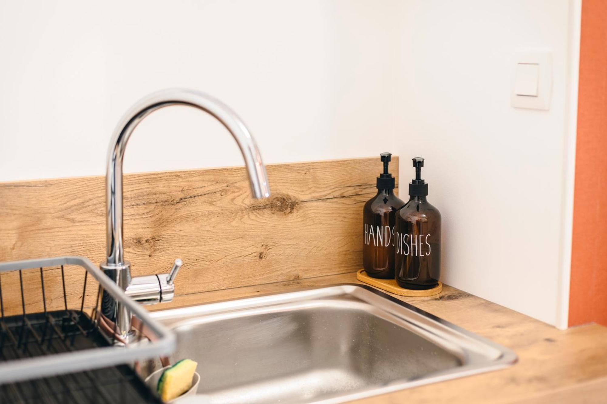 Appartement Cosy Au Coeur Du Village - Le Segala Montbazens エクステリア 写真