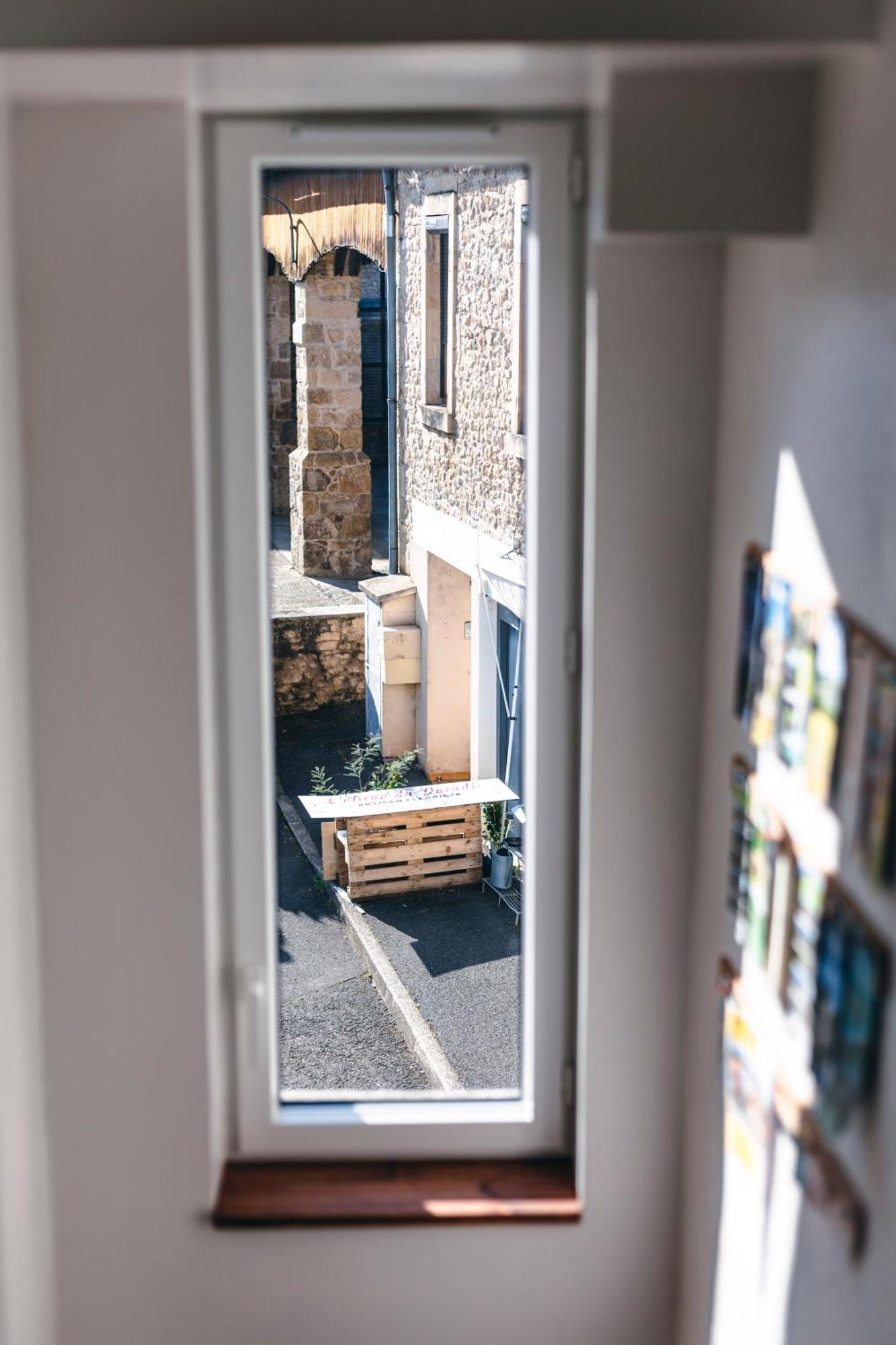 Appartement Cosy Au Coeur Du Village - Le Segala Montbazens エクステリア 写真